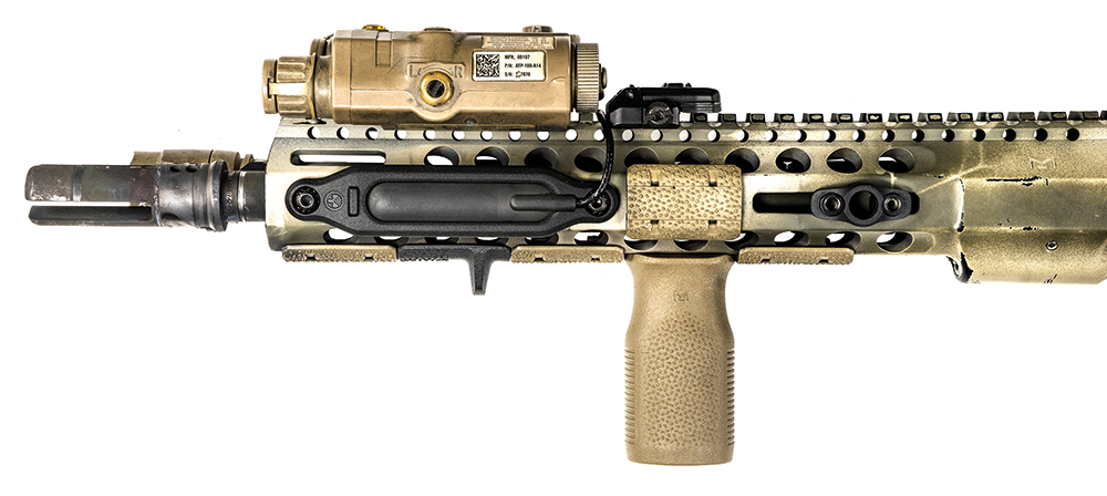 Magpul M-LOK Tape Switch Mounting Plate Insight PEQ